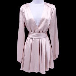 NWT!! 🆕 | Lovers and friends Ivy Dress | Revolve | Small